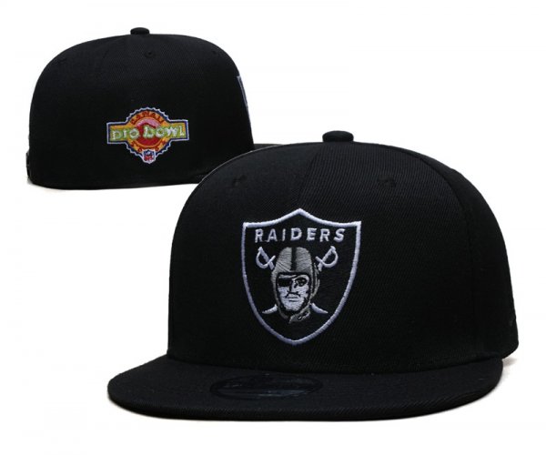 Las Vegas Raiders's black cap